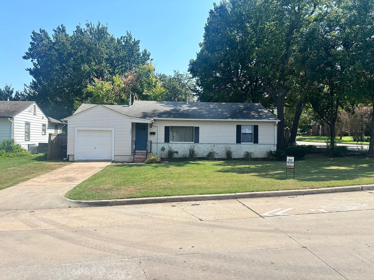 3947 S Madison Ave, Tulsa, OK 74105