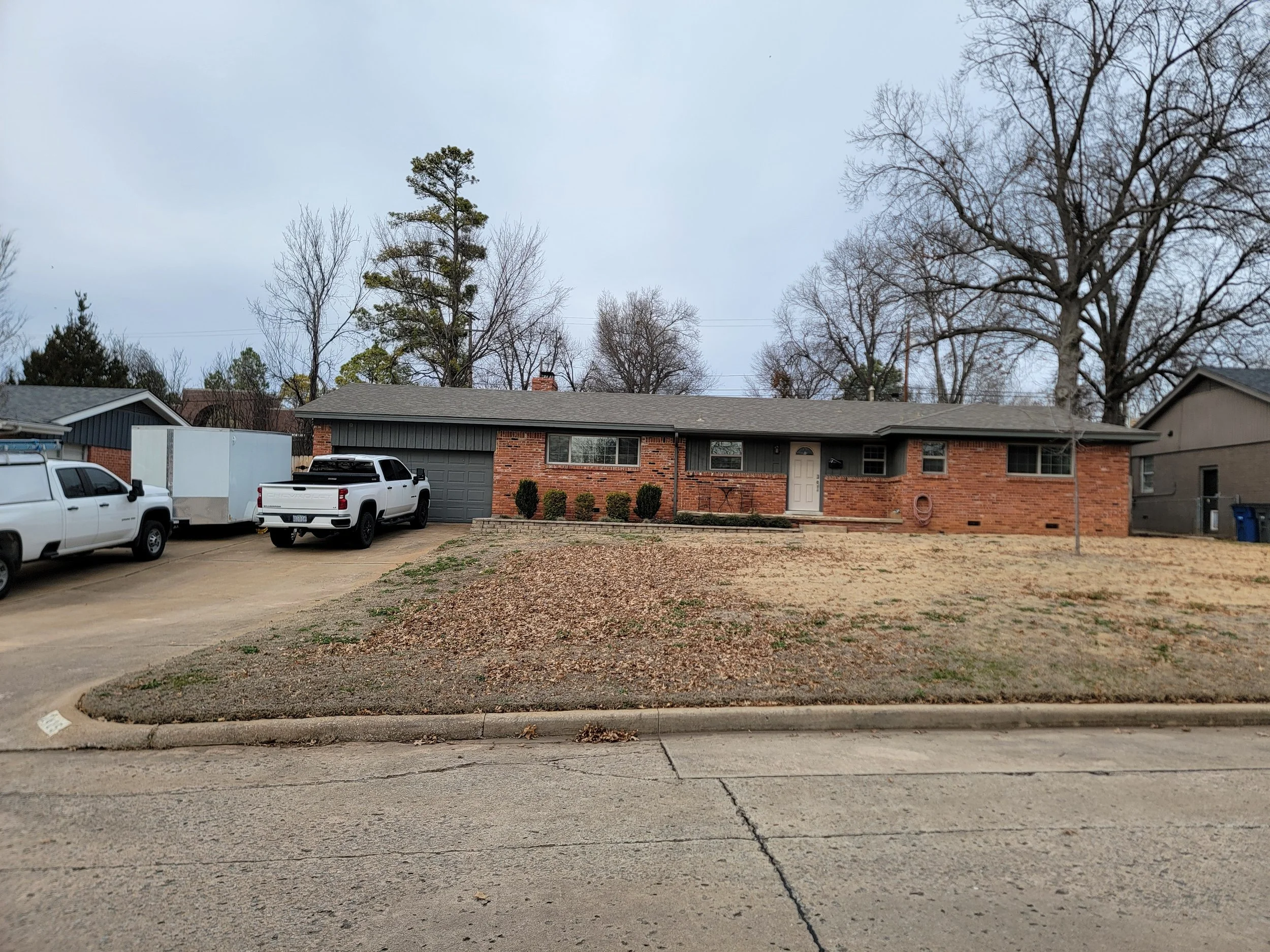 2425 E 54th St Tulsa OK 74105