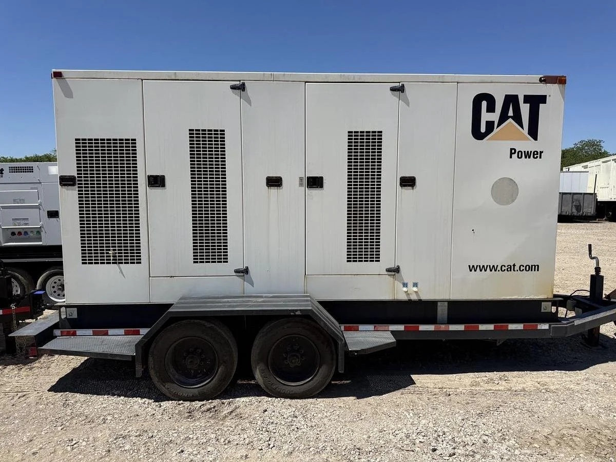 5-large-used-2002-caterpillar-xq-300-diesel-generator.jpg