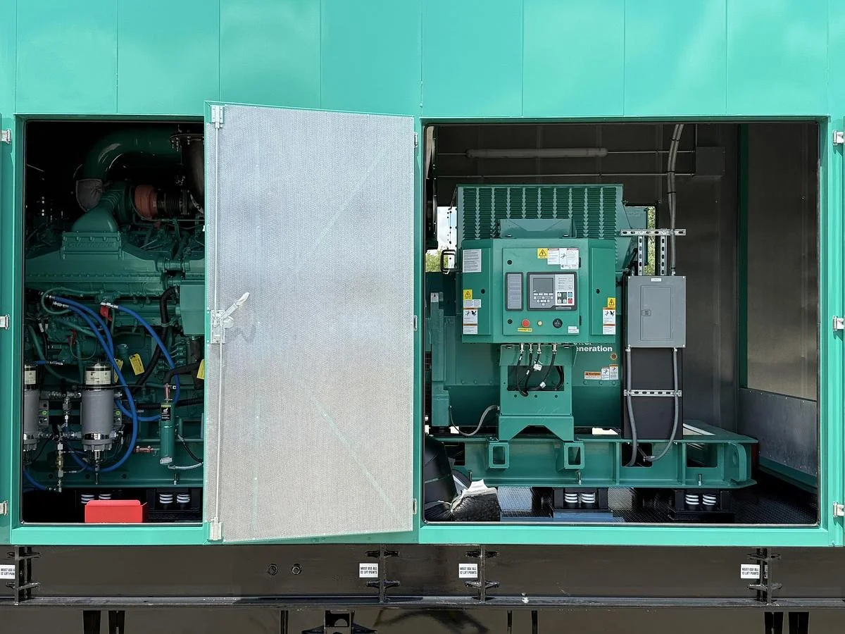 large-new-cummins-dqkan-stationary-generator-set-6.jpg