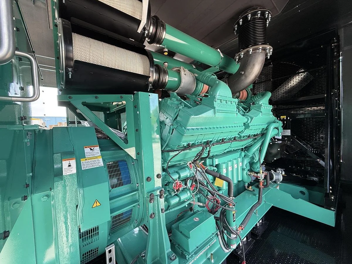 large-new-cummins-dqkan-stationary-generator-set-5.jpg