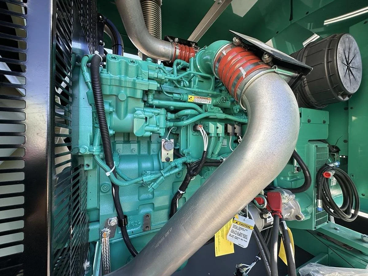 large-new-cummins-dqdac-stationary-generator-set-6.jpg
