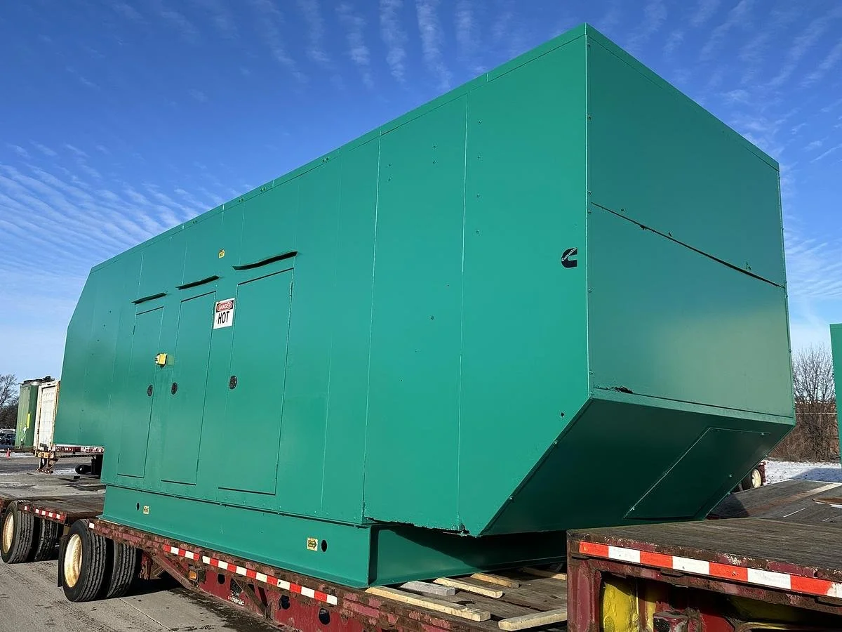 1-large-used-2011-cummins-500-gfga-stationary-generator-set.jpg