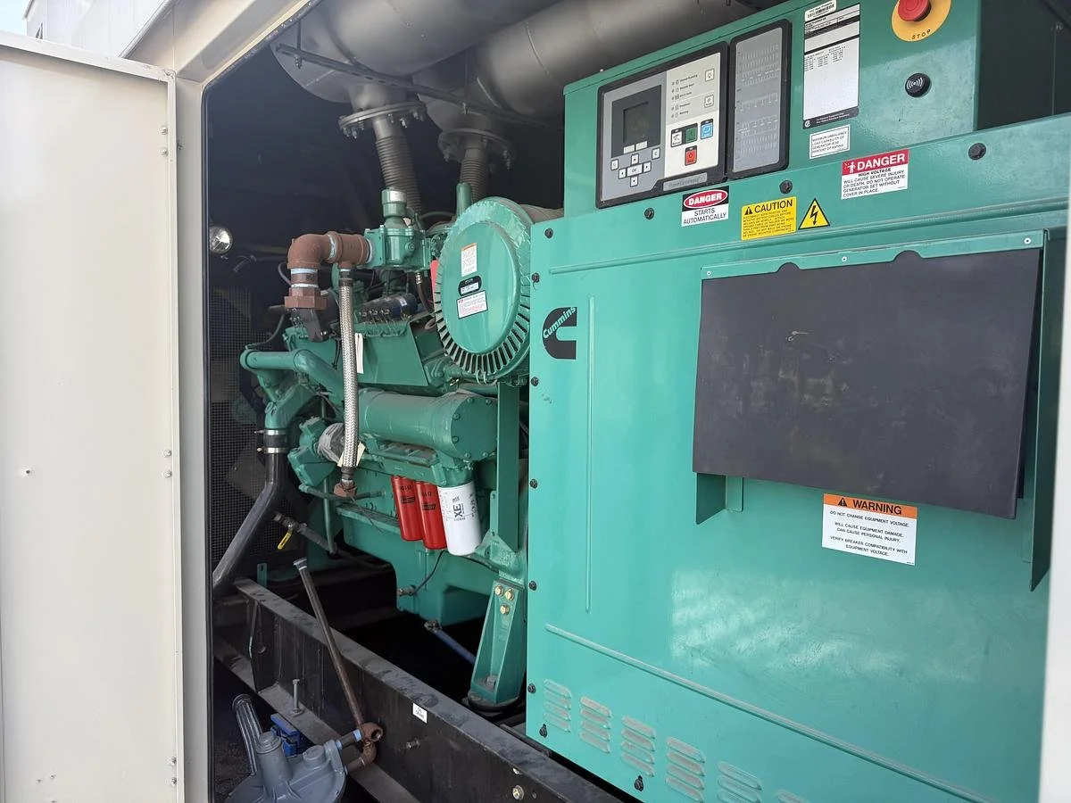 20-large-used-2015-cummins-500-gfgb-stationary-generator.jpg