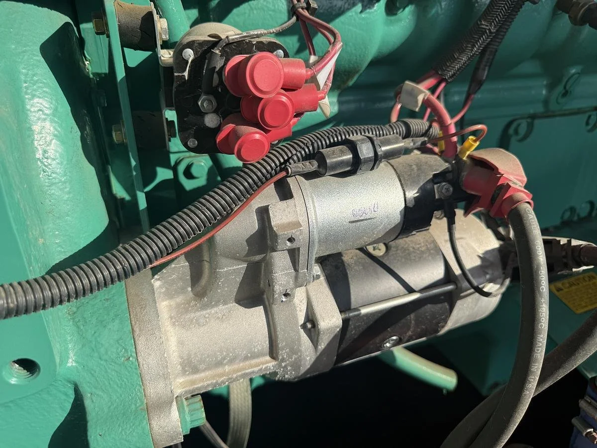 11-large-used-2015-cummins-500-gfgb-stationary-generator.jpg