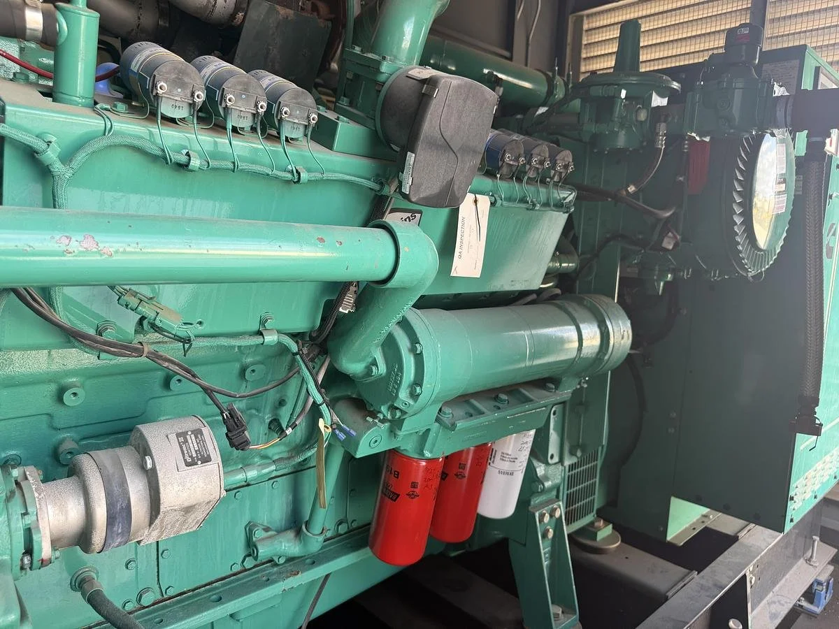 25-large-used-2015-cummins-500-gfgb-stationary-generator.jpg