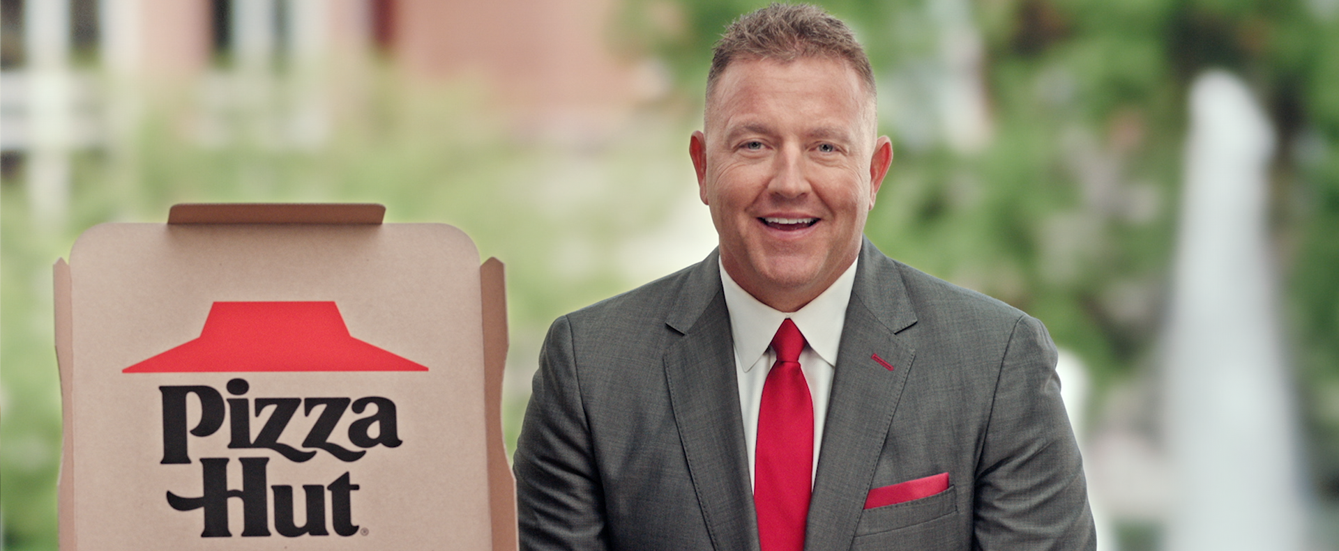 PIZZA HUT - "COLLEGE GAMEDAY"
