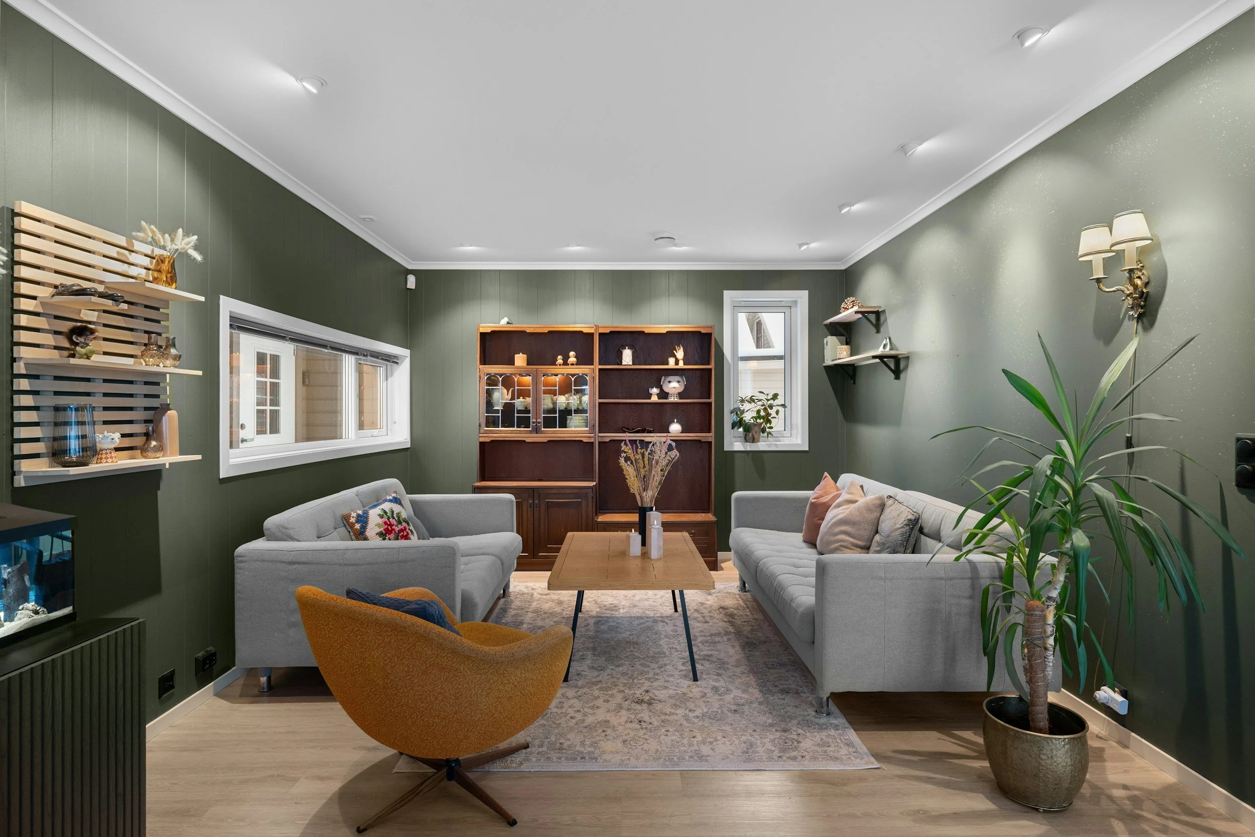 Modern professional office for pre-surgical psychological evaluations