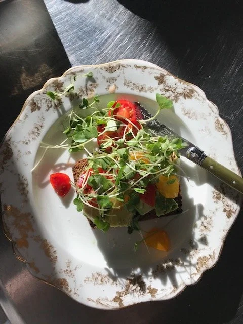 Super Amazing Avocado Toast 