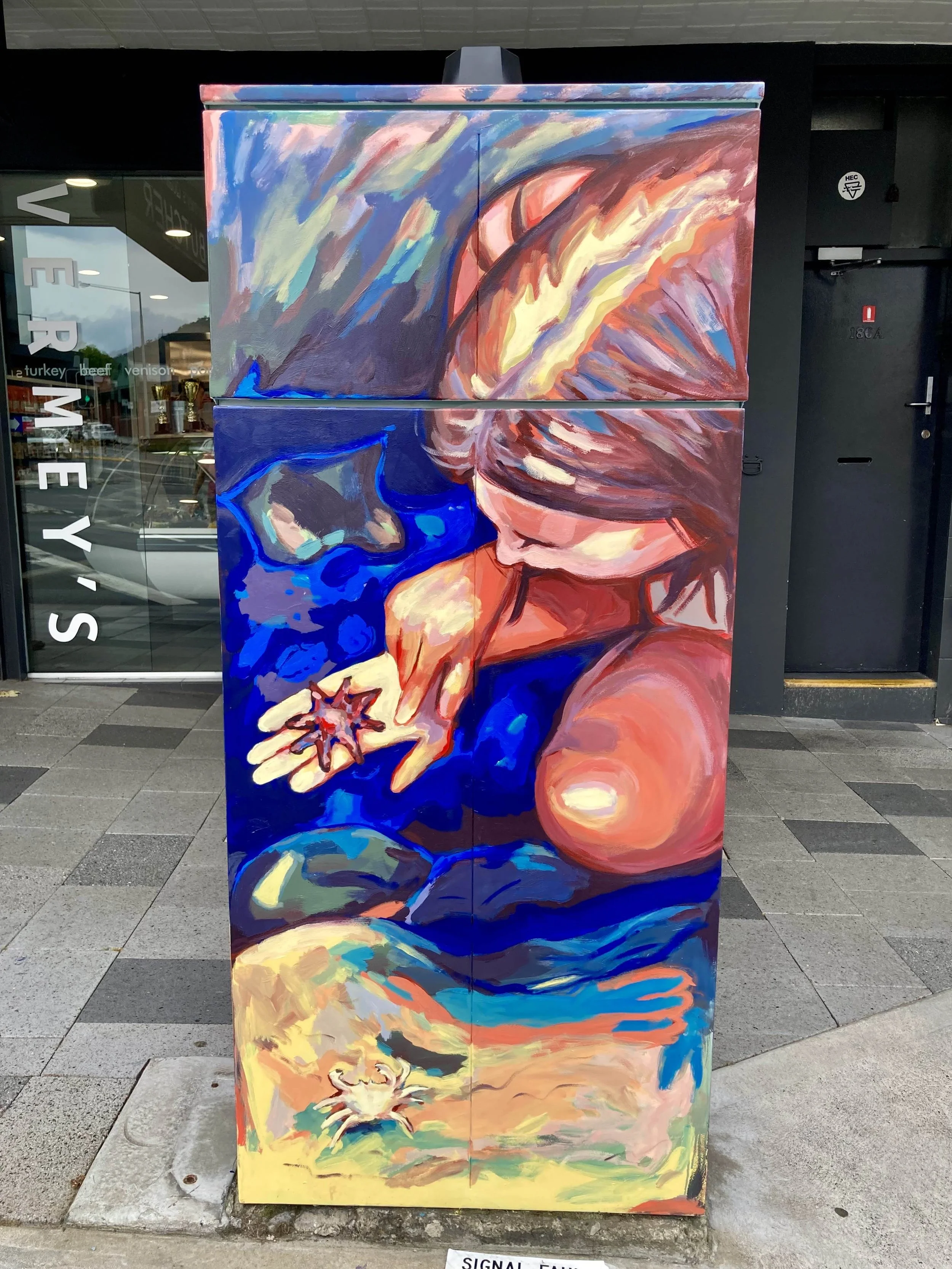 Signal box mural for City of Hobart, 2025