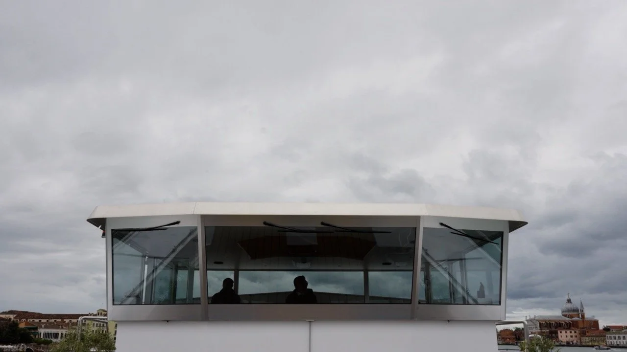 Groß (Venezia_bridge).jpeg