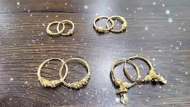 earrings-01.jpg