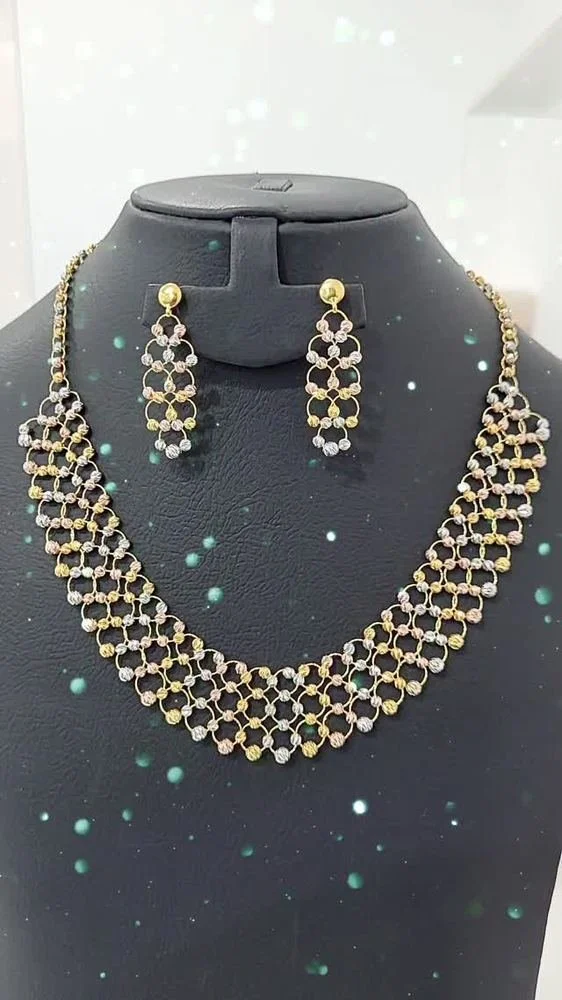 necklaces-09.jpg