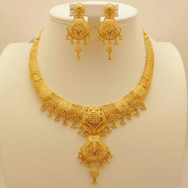 necklaces-06.jpg