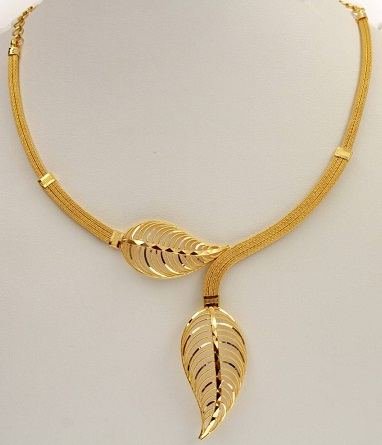 necklaces-07.jpg