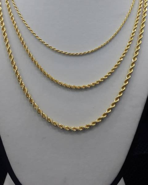 06-Chains-gold-jewellery.jpg