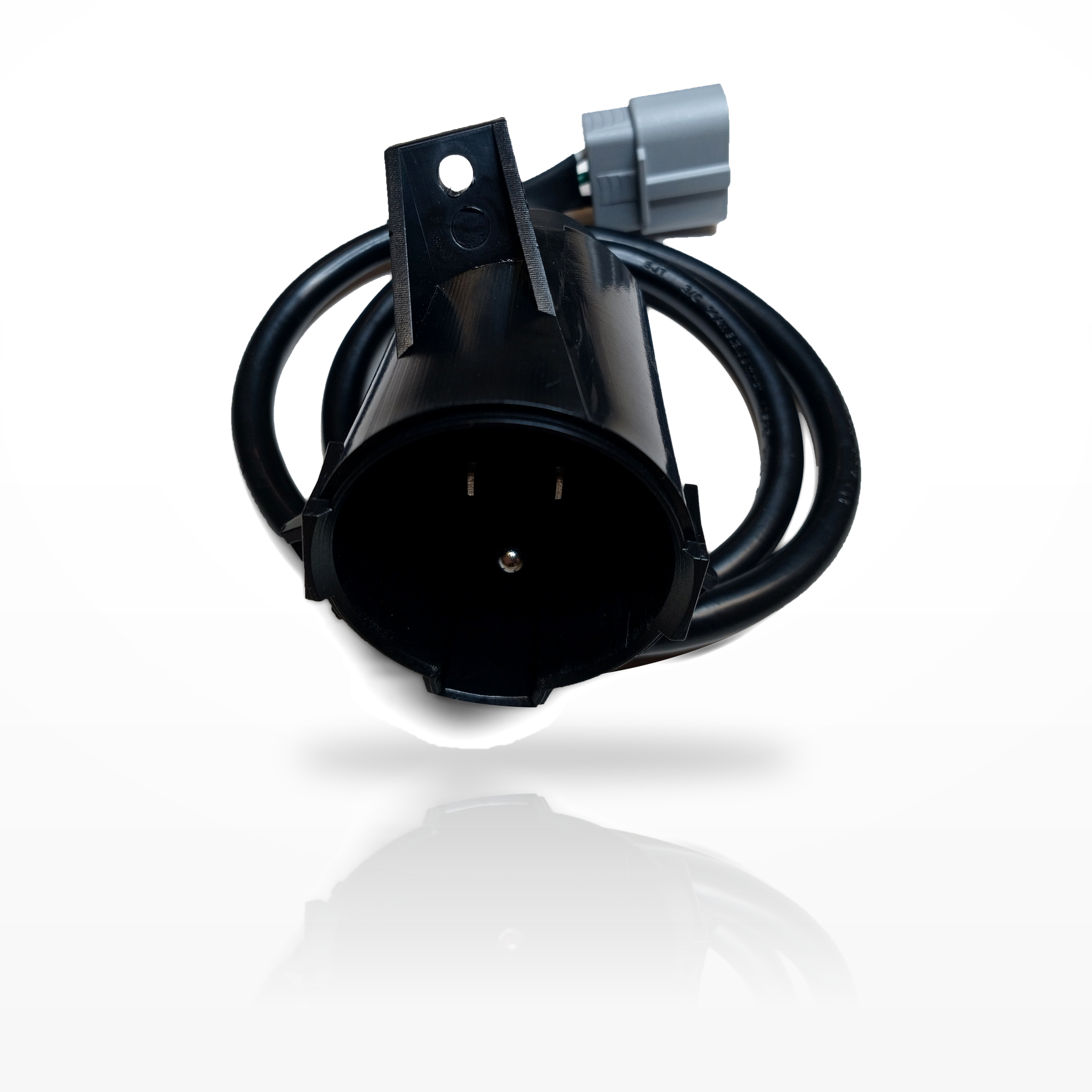 epoch_battery_receptacle_cable_professional_reflection.png