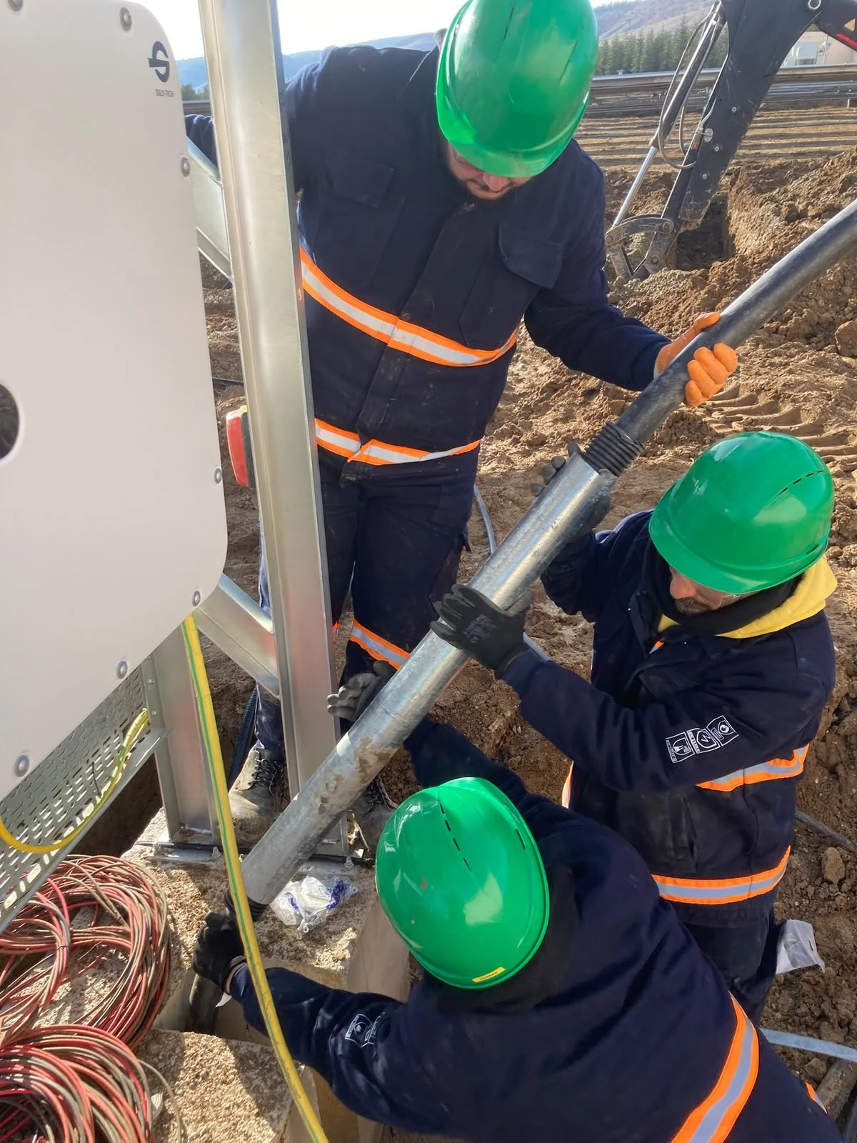 güneş enerjisi santral kurulumu yaptırmak için uygun fiyat teklifi al GES fizibilite proje ve anahtar teslim montaj - İzci EVA Enerji