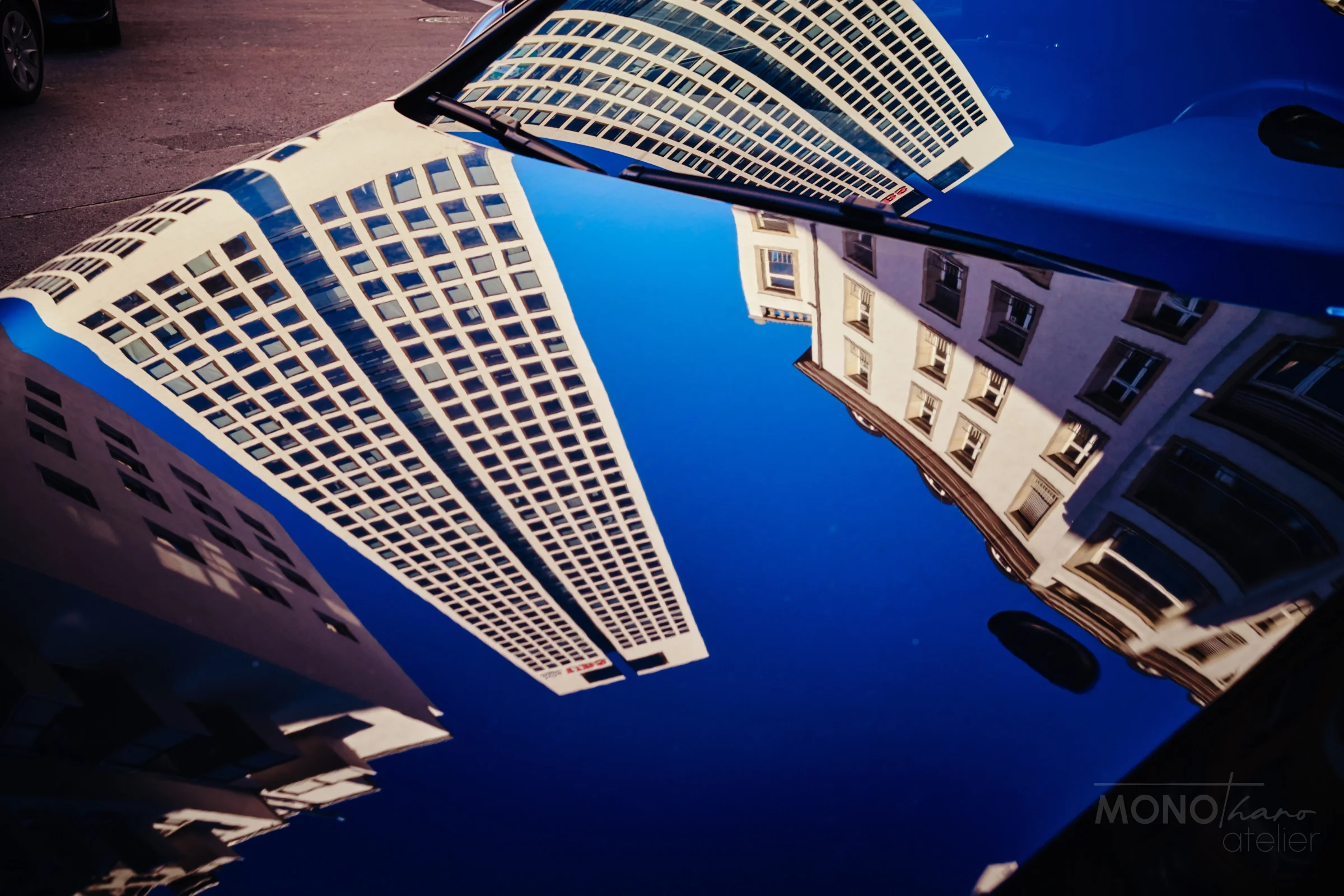 street-mirror.webp