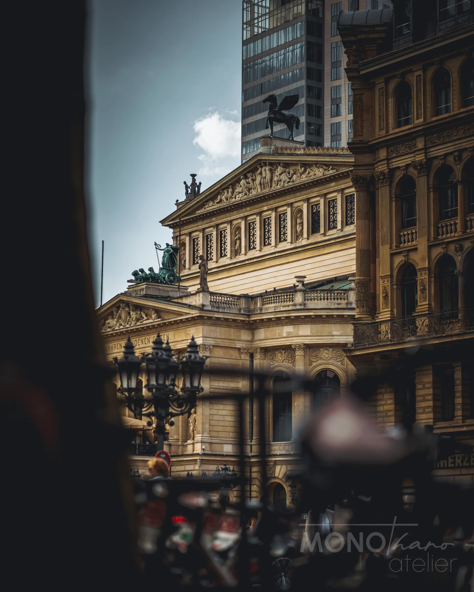 theater-ffm.webp
