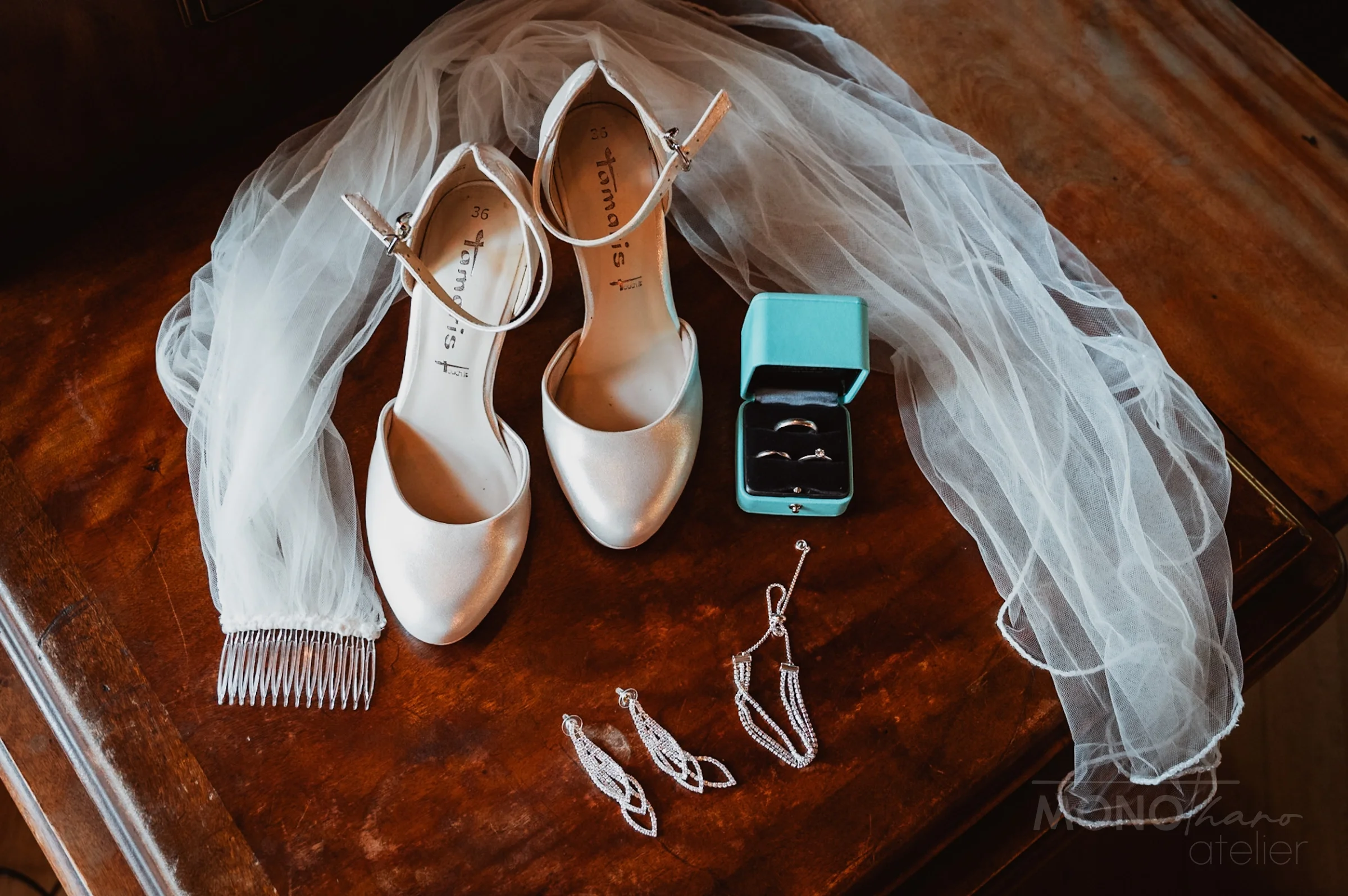 wedding-acces.webp