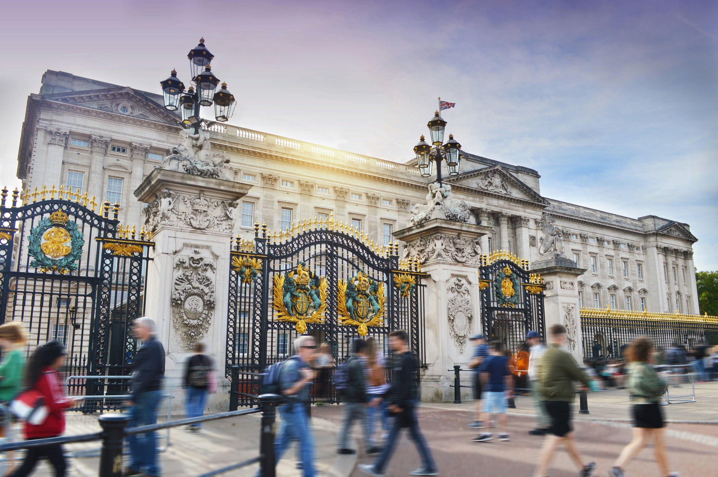 BUCKINGHAM PALACE
