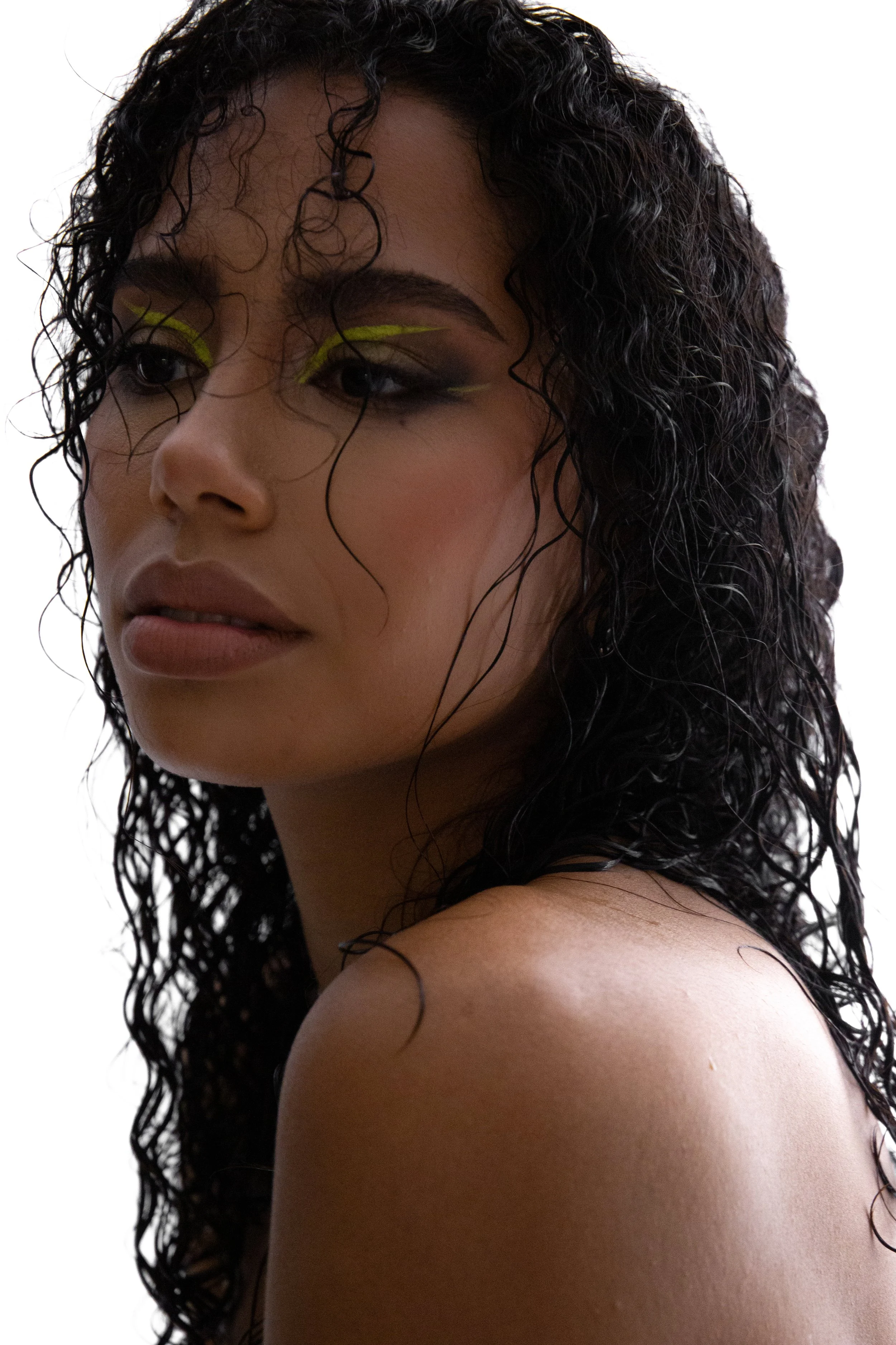 Photographer: Chris Haimerl
HMU: Nicole Böhm