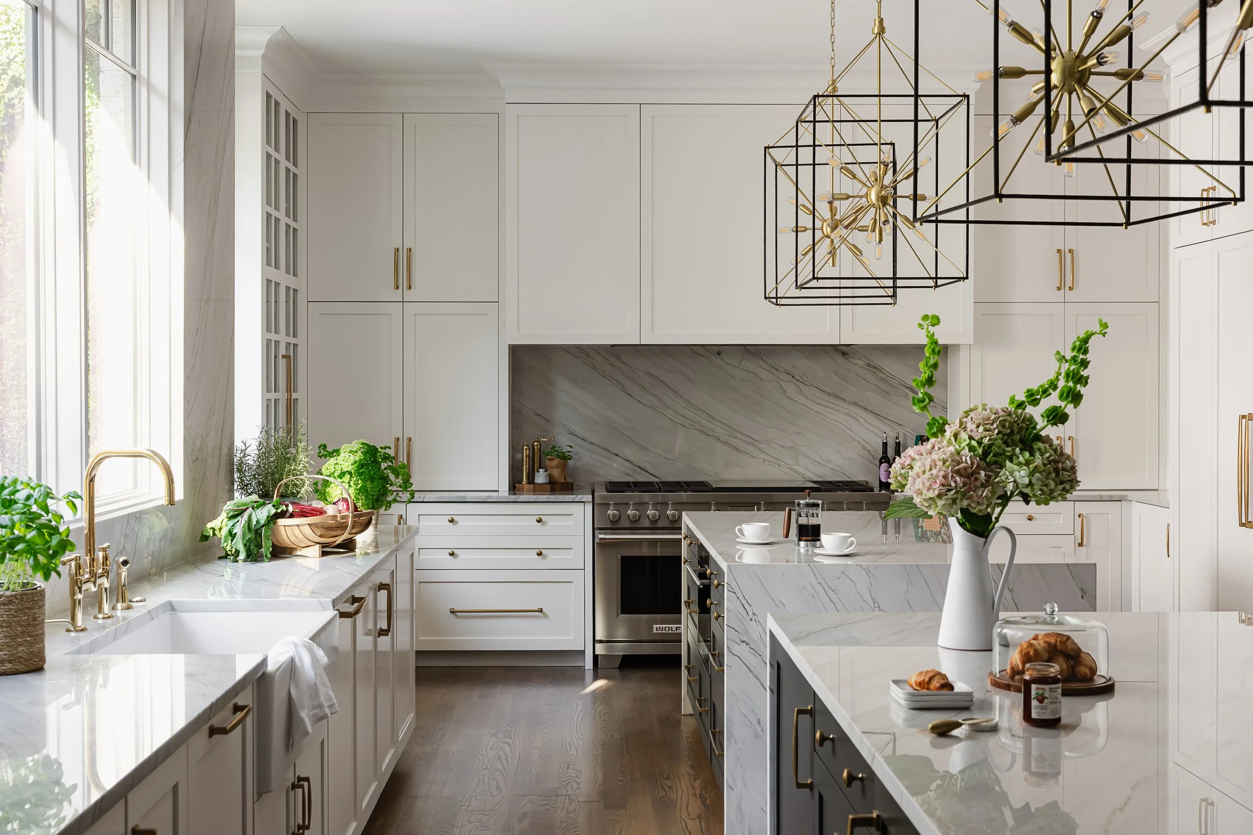 TEALINTERIORS_photobyABIGAILJACKSON_IREDELLHOUSE-19.jpg