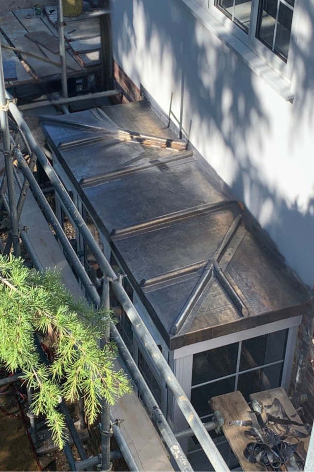 Lead bay window roof