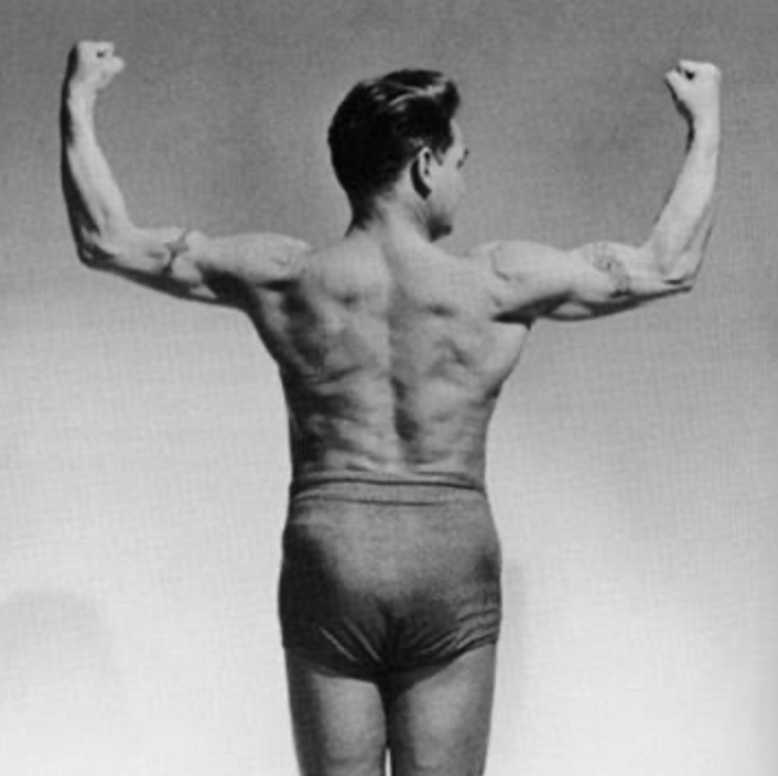 Portrait de Joseph Pilates.