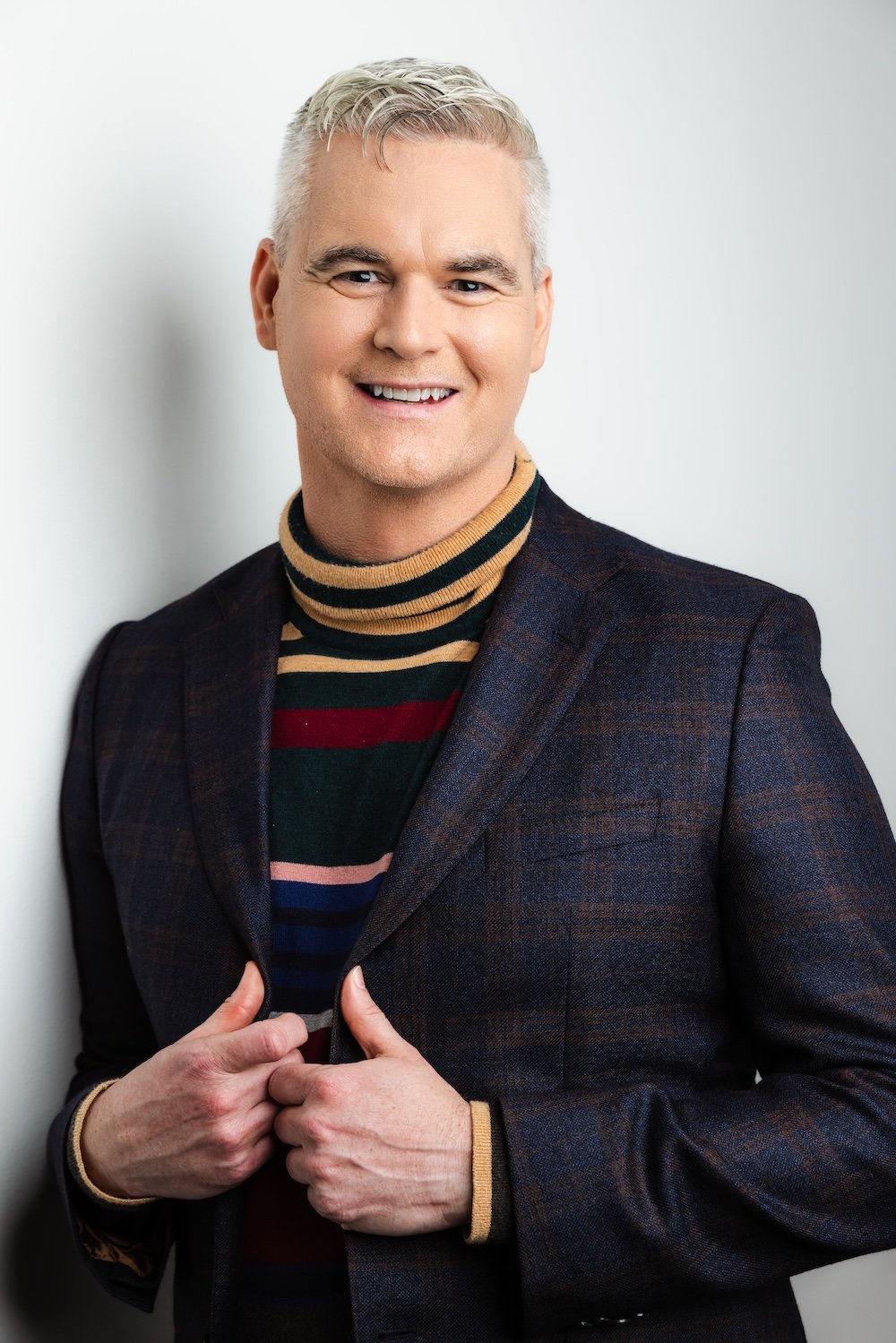 Phil Putnam is a workforce keynote speaker, and author helping associations turn human motivation into stronger performance.