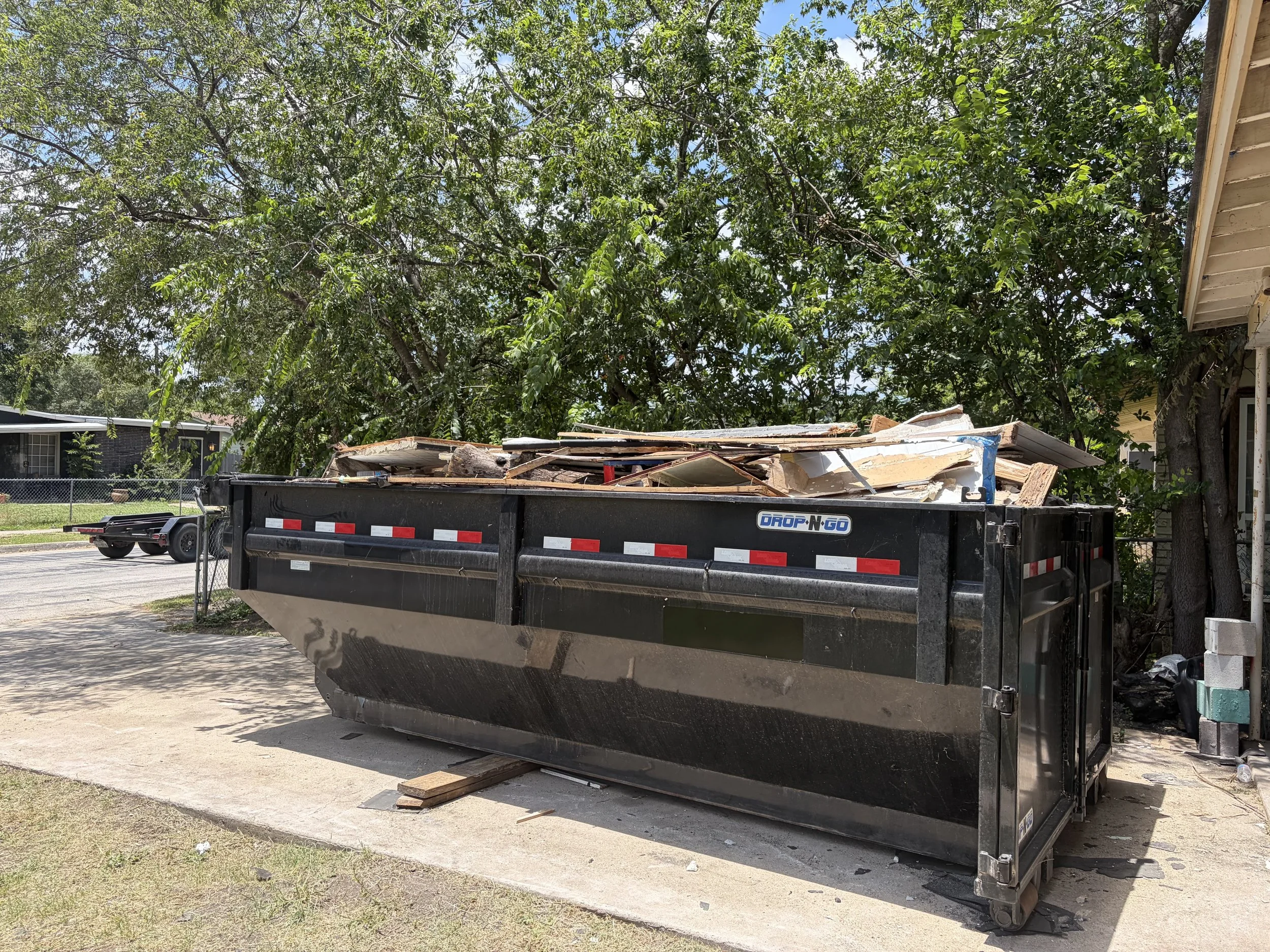 DUMPSTER_SANANTONIO_TEXAS.jpeg