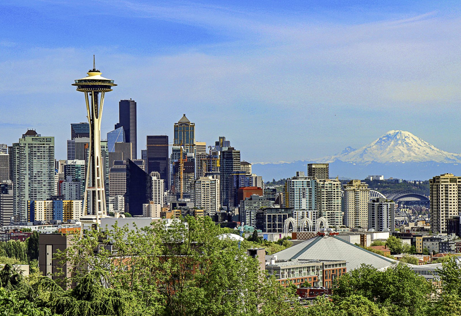 Seattle Skyline from Kerry Park.  Mt. Rainier peaking through.