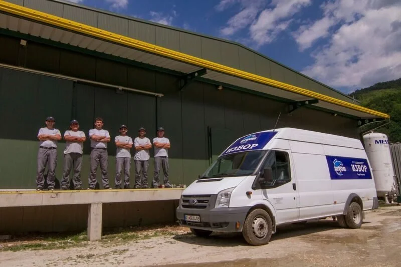 54-branded-van.jpg