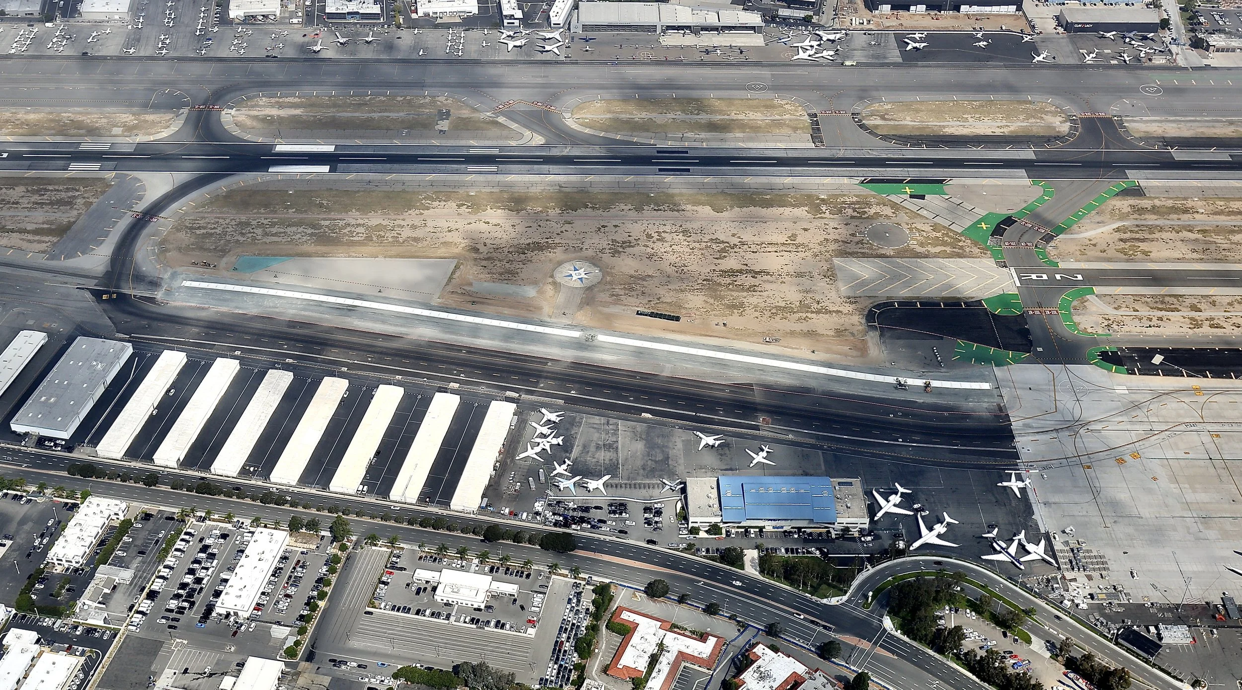 airport runway construction