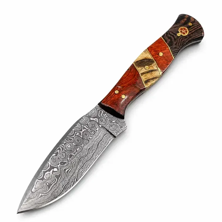 hunting knife 1.webp