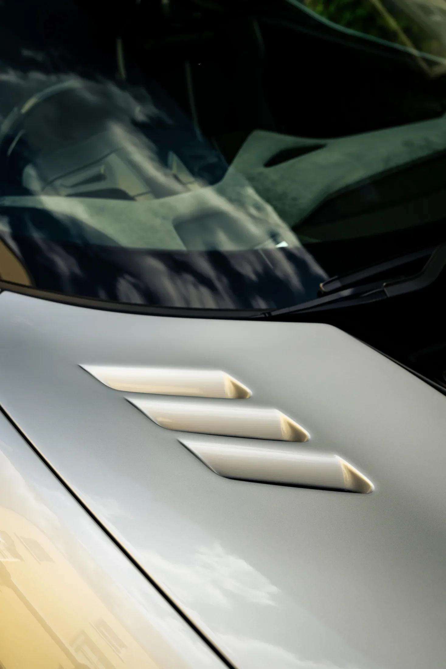Ferrari 296 Speciale in Argento Nürburgring — Bonnet vents and windscreen — AKC Asset Management.
