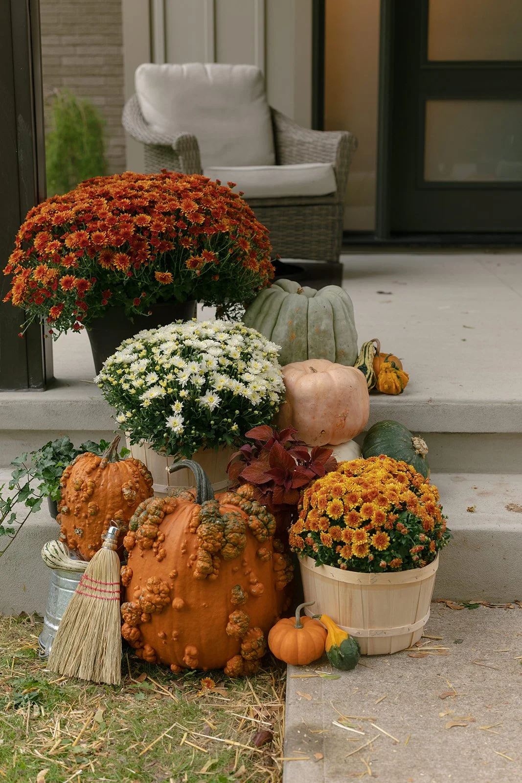 HomeMadeInNiagaraSetsEdited00178.jpg