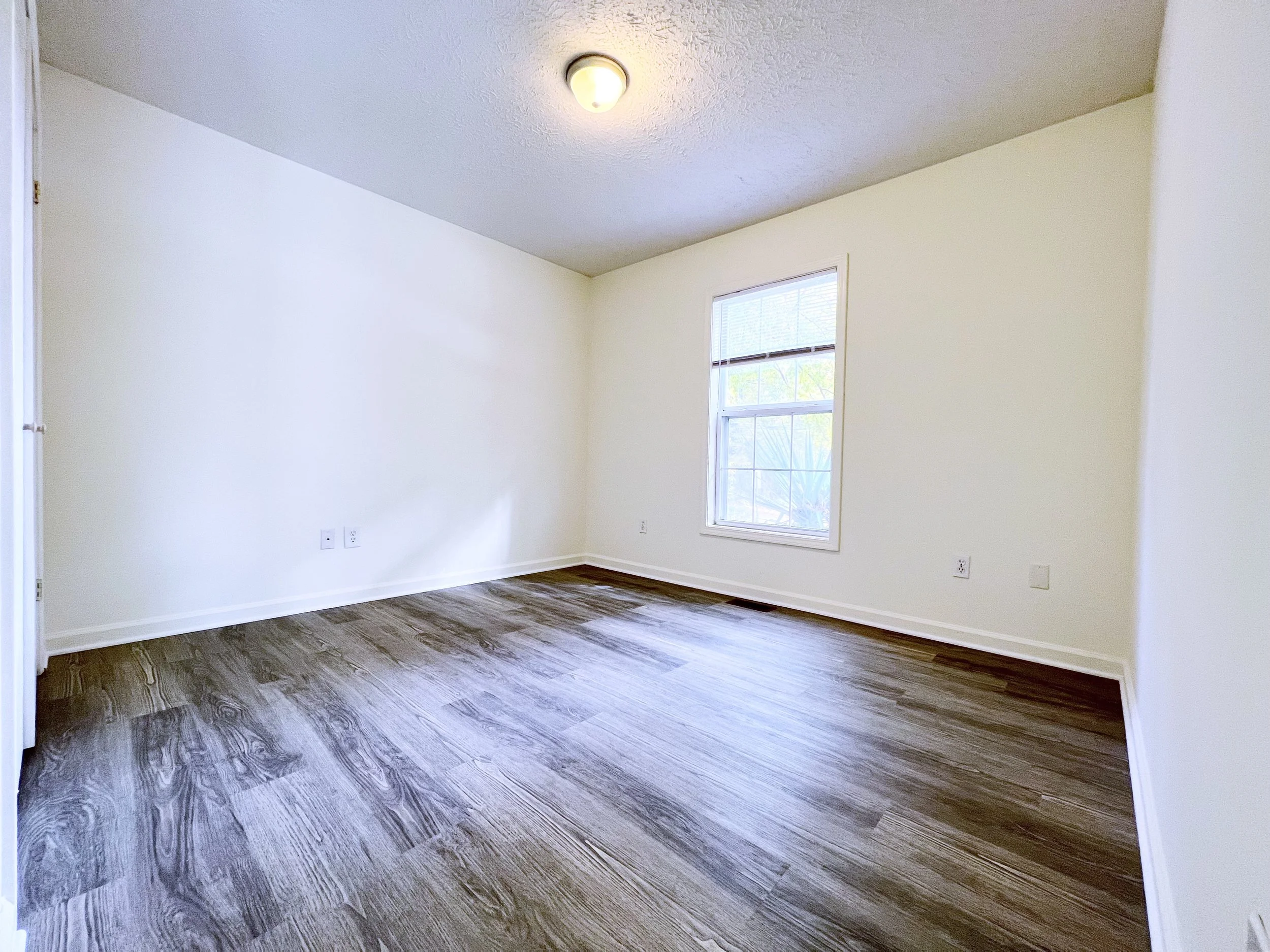Spring Garden Triplex- Two-Bedroom- Primary Bedroom