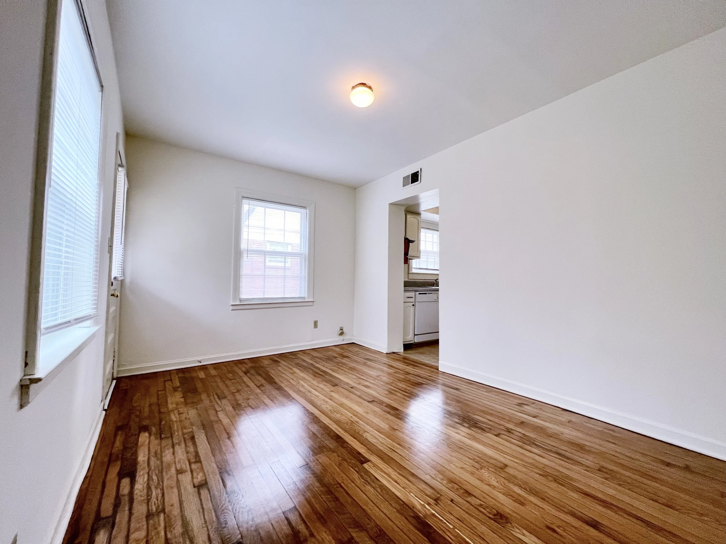 Spring Garden/Lindell Duplex - Two Bedroom -Office or Bonus Room  