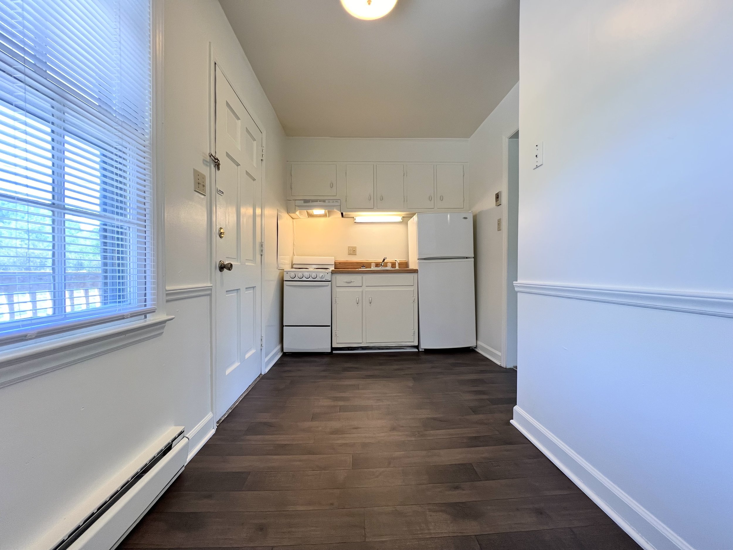 Lakewood - One Bedroom - 550 ft.² - Kitchen