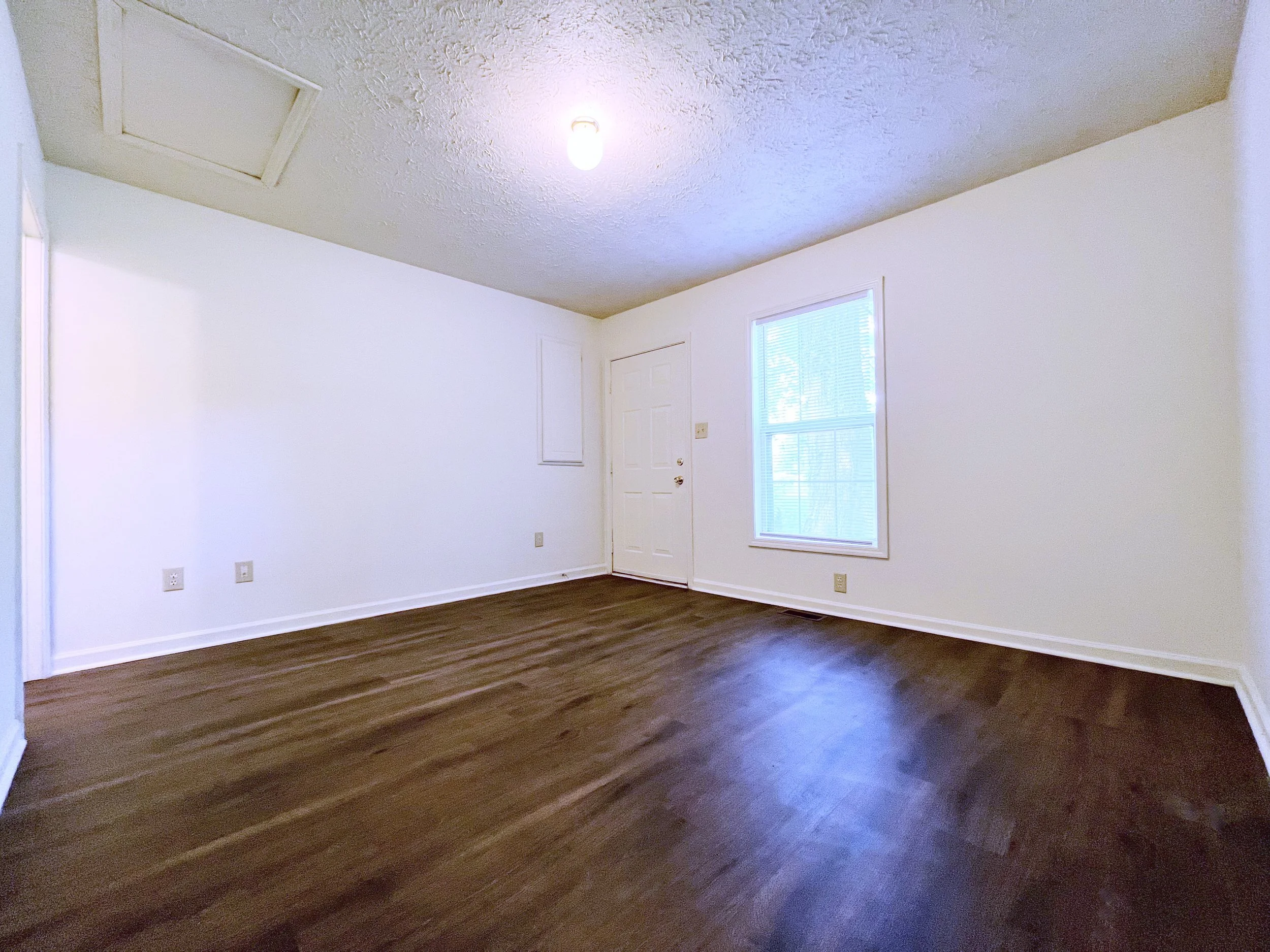 Spring Garden Triplex- One Bedroom- Bedroom
