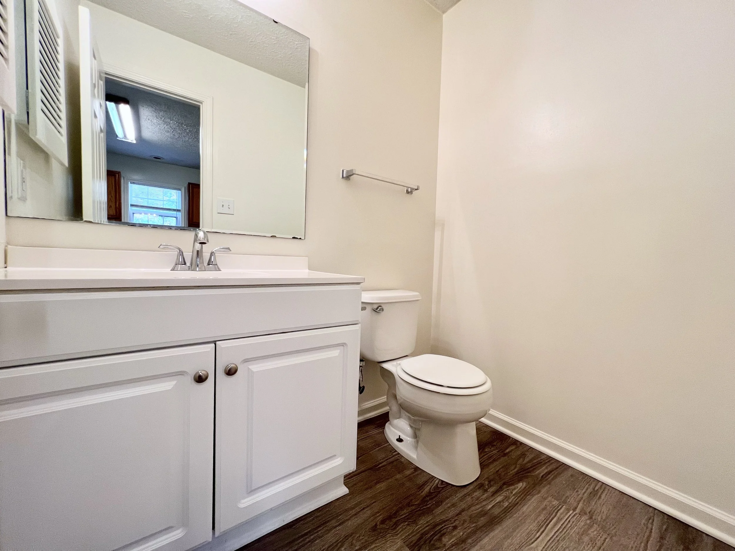 Spring Garden Triplex- Two-Bedroom-Half Bath off of Kitchen