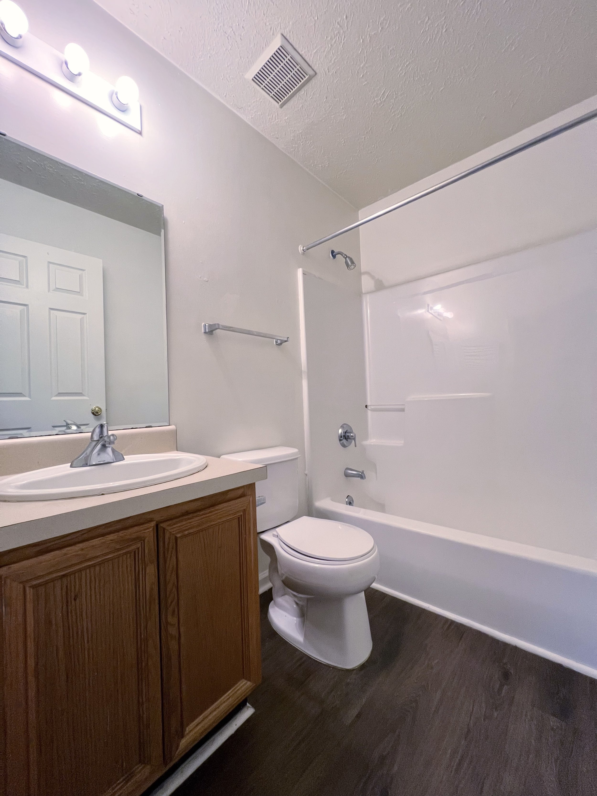 Spring Garden Triplex- One Bedroom- Bathroom