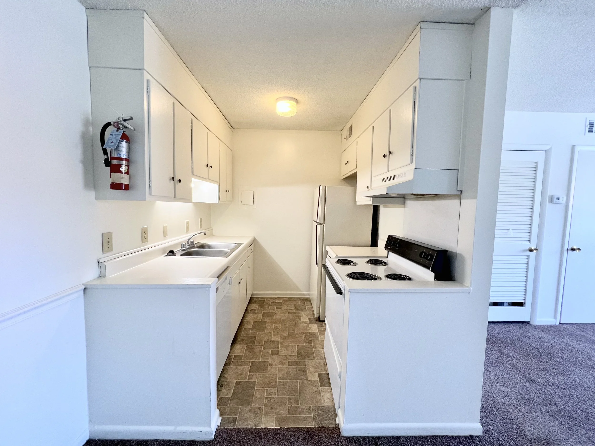 Yorkleigh Apartments - Two Bedroom - Kitchen