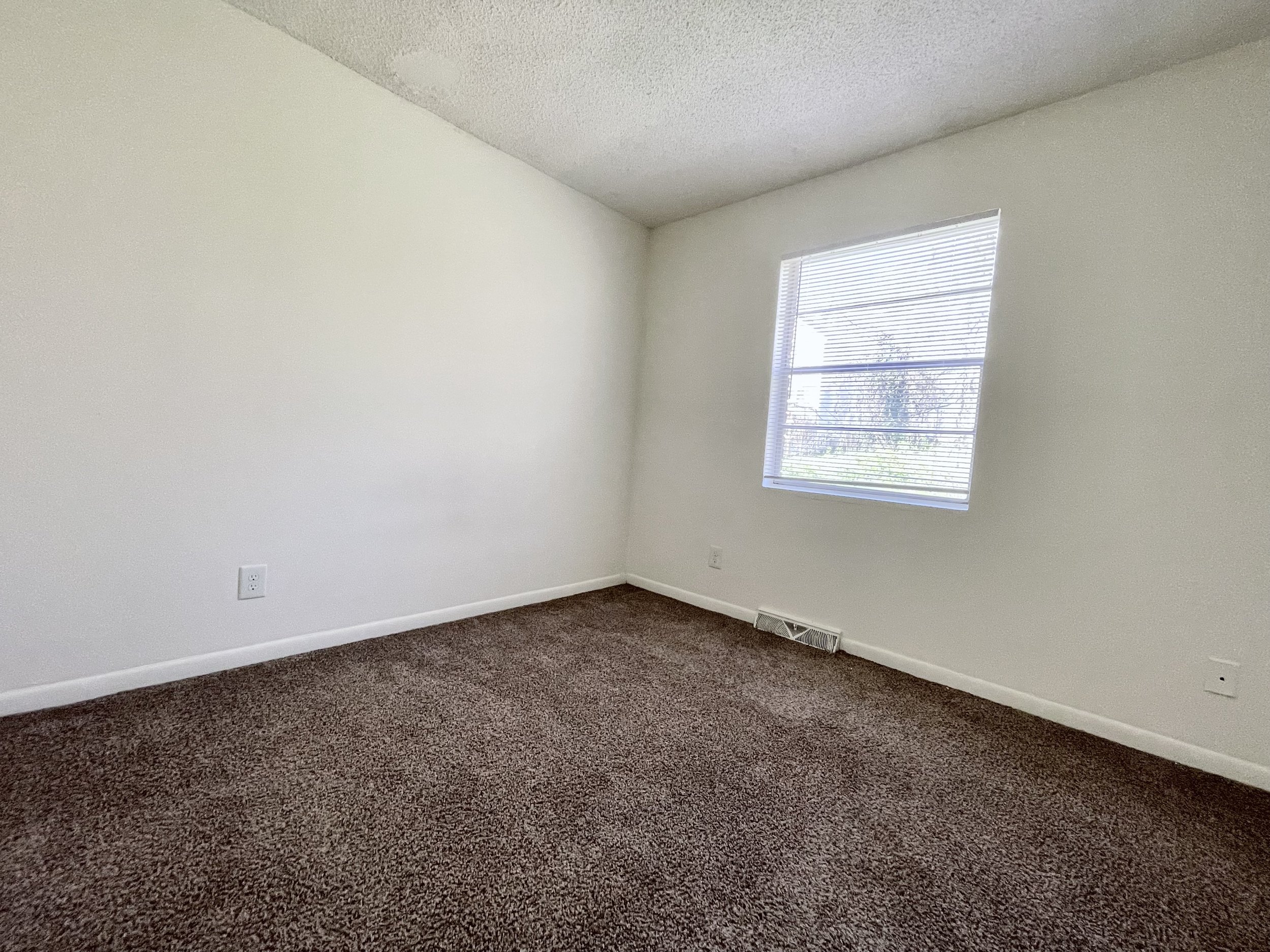 Sherwood Court - Bedroom