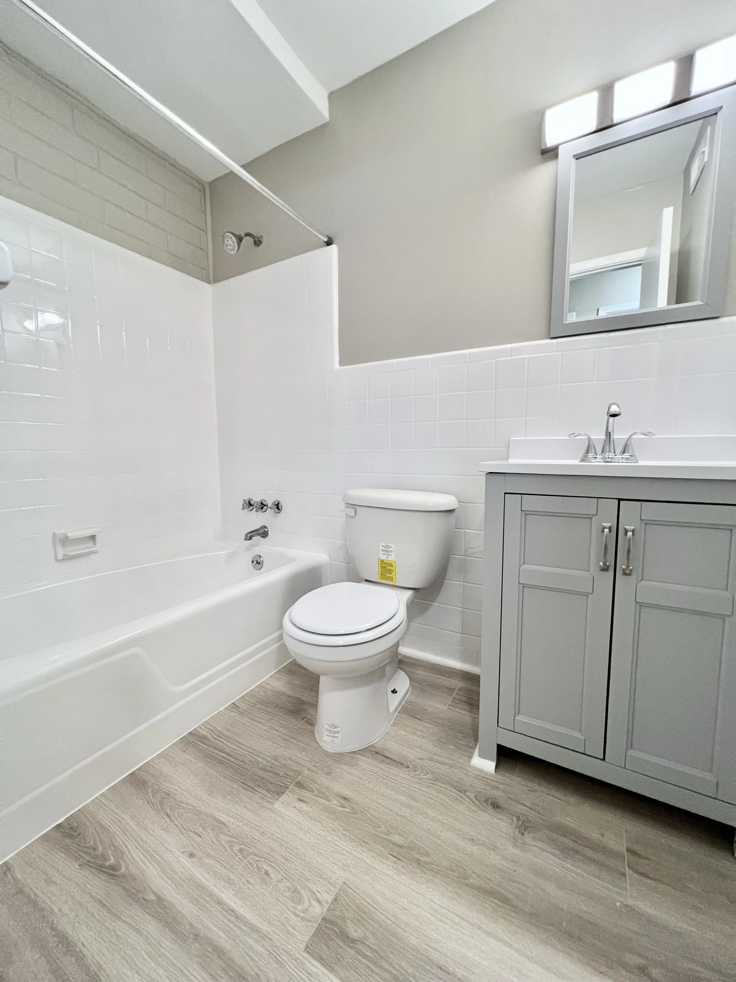 Sycamore - Fully Remodeled - Bathroom