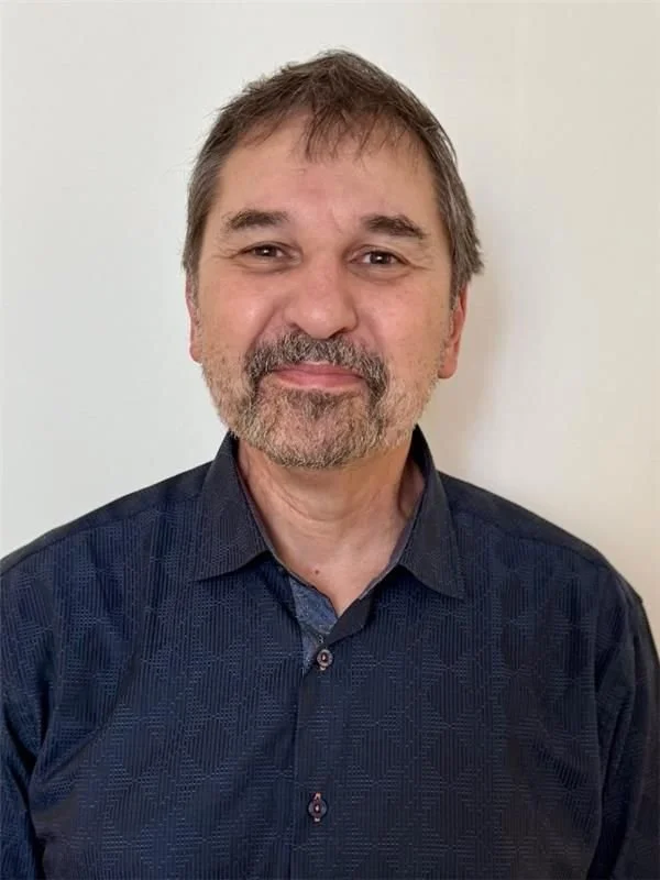 À la mémoire de Dr Garth Davies