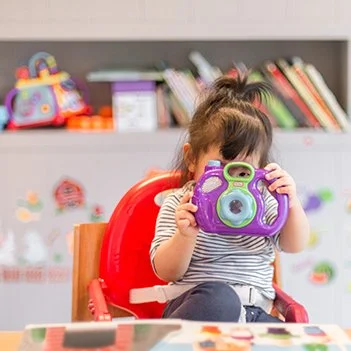How to talk about sensitive topics with infants, children and youth?