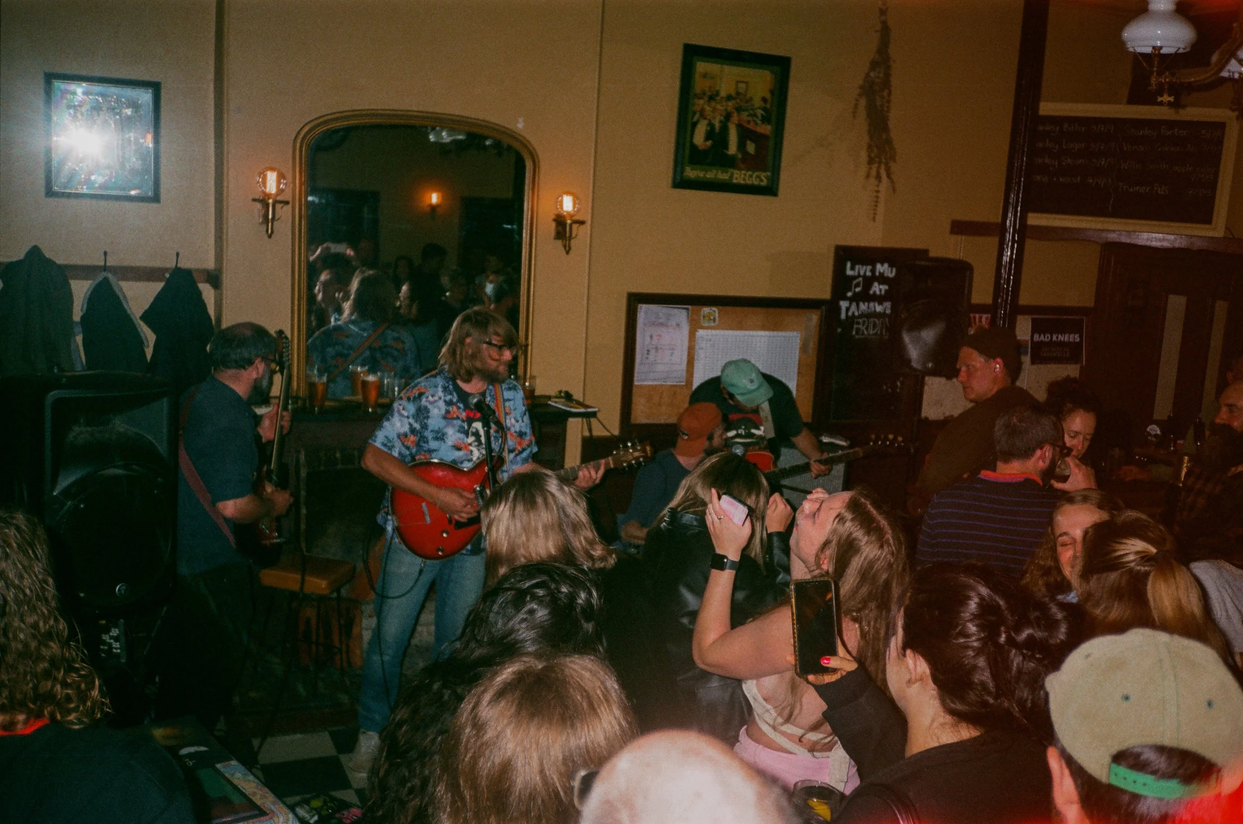 Tanswells Gigs-06.jpeg